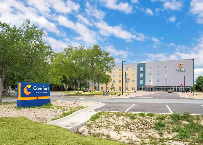 Comfort Inn & Suites Destin Near Henderson Beach